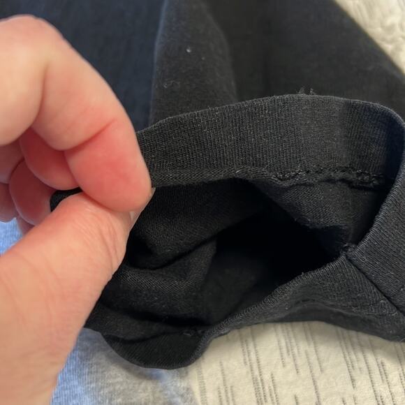 Vintage AC/DC Women’s T-Shirt Size Medium 2003 3/4 Sleeve Baseball Style - Picture 6 of 10